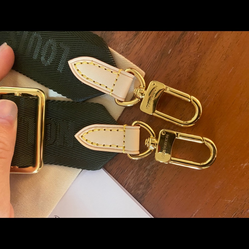 ‼️SOLD‼️Louis Vuitton Khaki Strap Multipochette - Picture 3 of 11